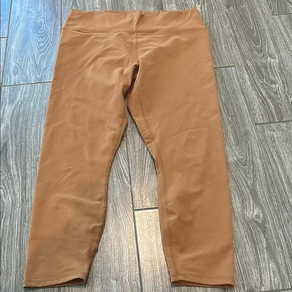 Fabletics Brown Leggings - Picture 2 of 6